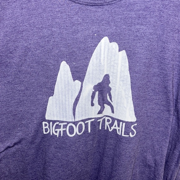 Cryptid graphic tee - Picture 2 of 2